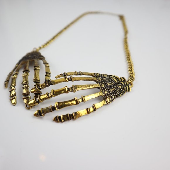 Skeleton Hands Necklace - Picture 1 of 7